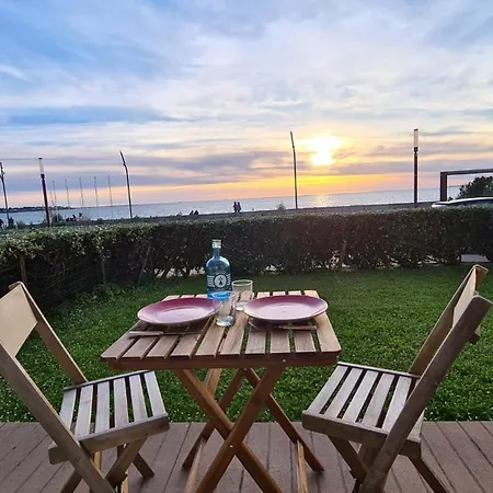 公寓 Ideal En Amoureux, Vue Et Jardin ! Lumineux A Tharon-plage